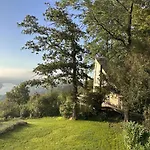 De L'espinette Chalet